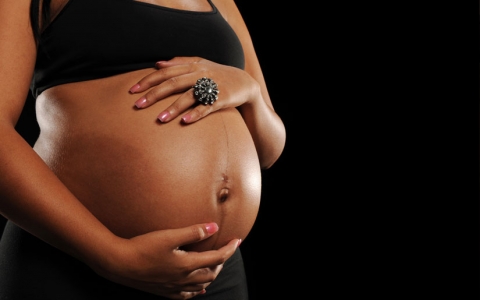 Sababu na Dalili za Kuharibika kwa Mimba Sehemu ya Pili (Third trimester miscarriage)