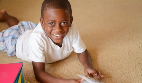 Kuoza kwa Kasi kwa Meno Mengi kwa Watoto Wadogo (Rampant Caries in Children)